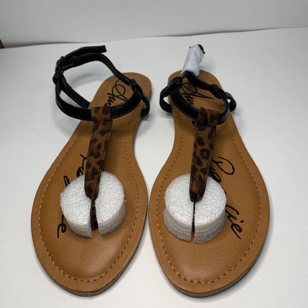 New  Flat Sandal Cheetah Print American Rag